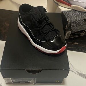 Jordan Kids Black and Red Sneakers